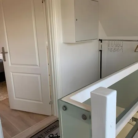 Apartmán Stort Eksklusivt Vaerelse Med Eget Tekokken